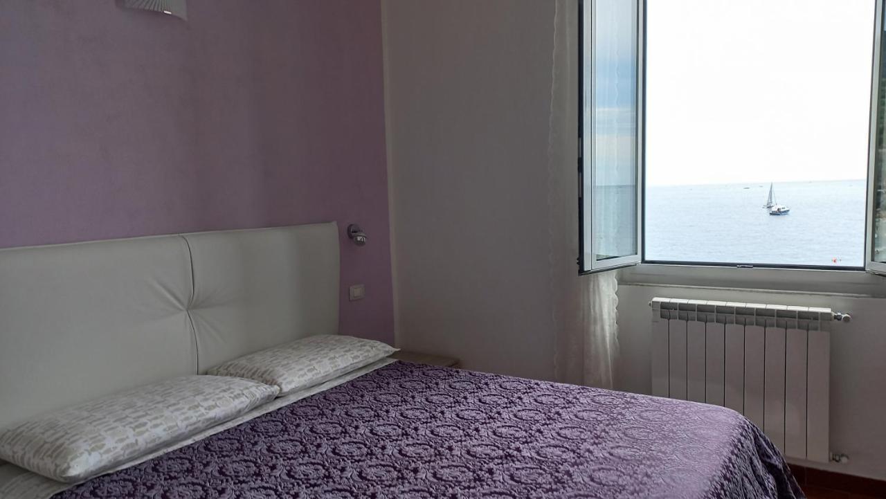 La Terrazza Sul Mare Affittacamere مونتيروسّو ال ماري المظهر الخارجي الصورة