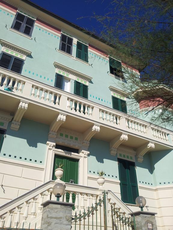 La Terrazza Sul Mare Affittacamere مونتيروسّو ال ماري المظهر الخارجي الصورة